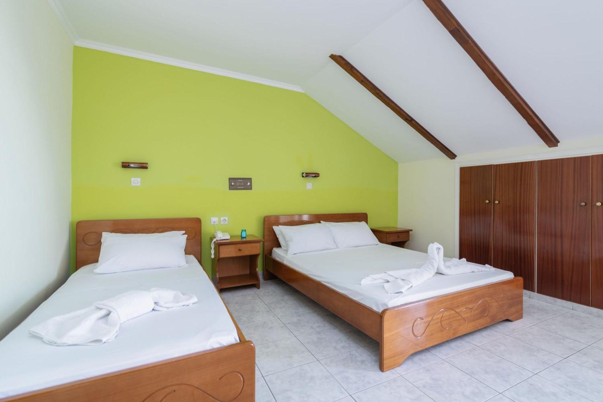 أليكيس Sunbliss Studios & Apartments الغرفة الصورة